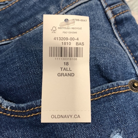 Old Navy Pop Icon Skinny Distressed Jeans Size 18 Tall NWT - Picture 2 of 9